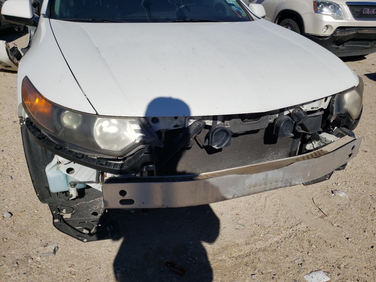 Photo 9 from auction – 2012 ACURA TSX with VIN JH4CU2F44CC002195