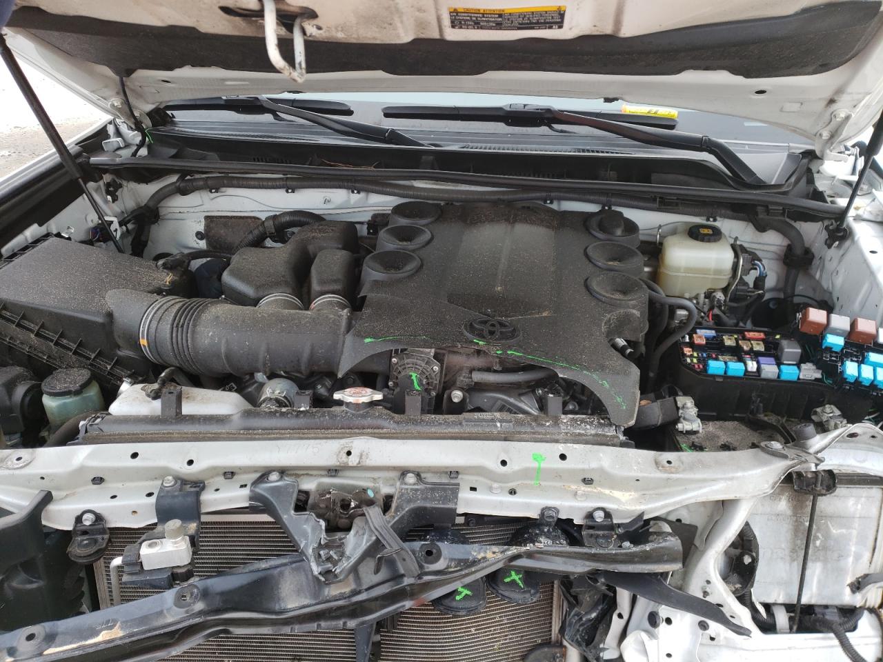Photo 7 from auction – 2019 TOYOTA 4RUNNER SR with VIN JTEBU5JR5K5650015
