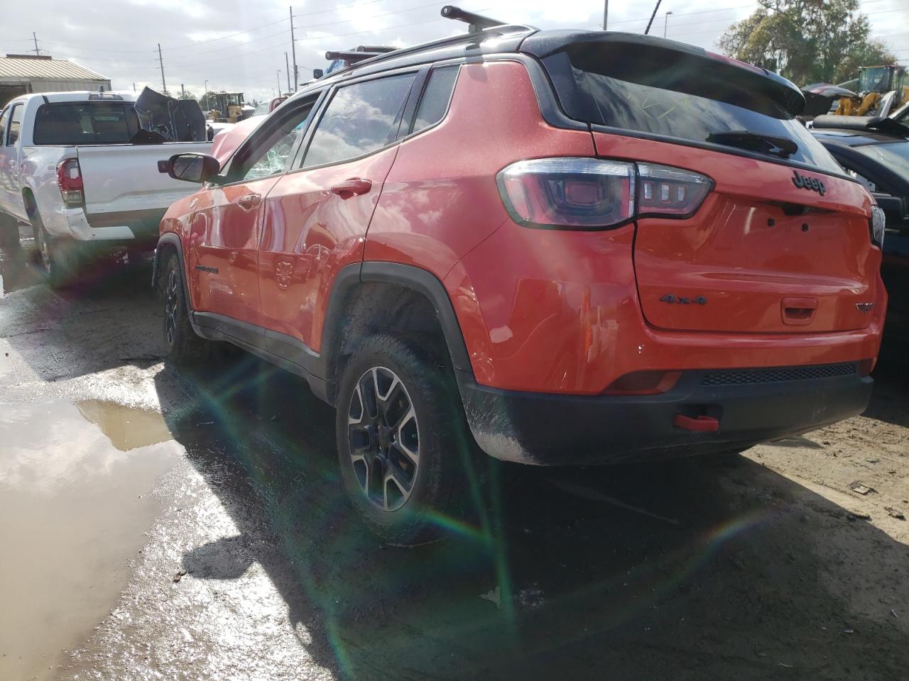 Photo 3 from auction – 2019 JEEP COMPASS TR with VIN 3C4NJDDB1KT766394