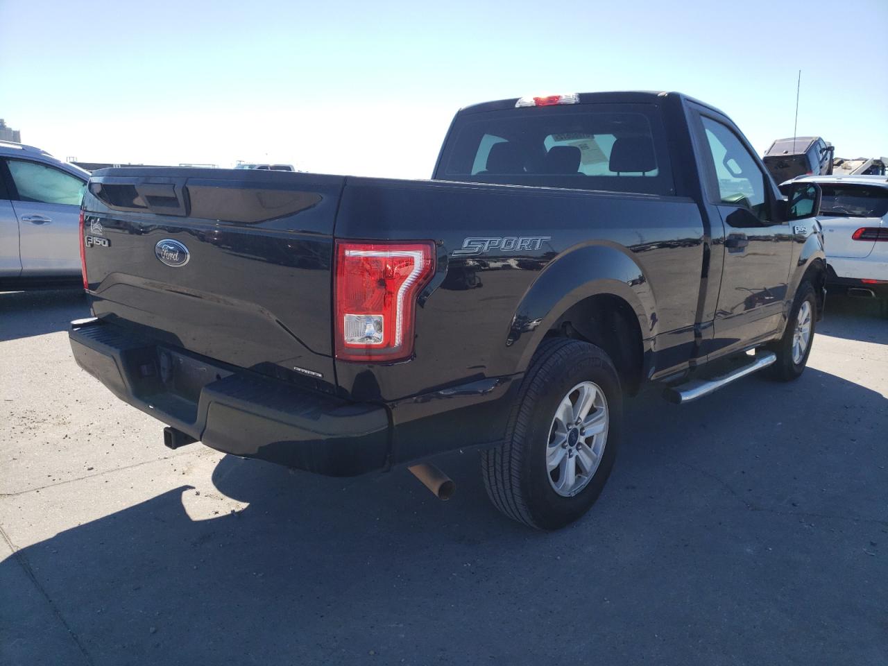Photo 4 from auction – 2016 FORD F150 with VIN 1FTMF1C82GKG03473