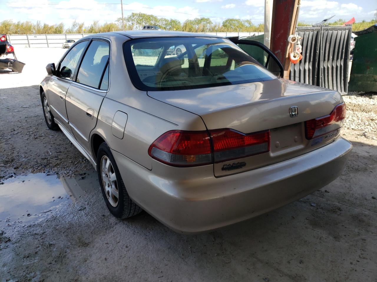 Photo 3 from auction – 2002 HONDA ACCORD EX with VIN 1HGCG56652A047007