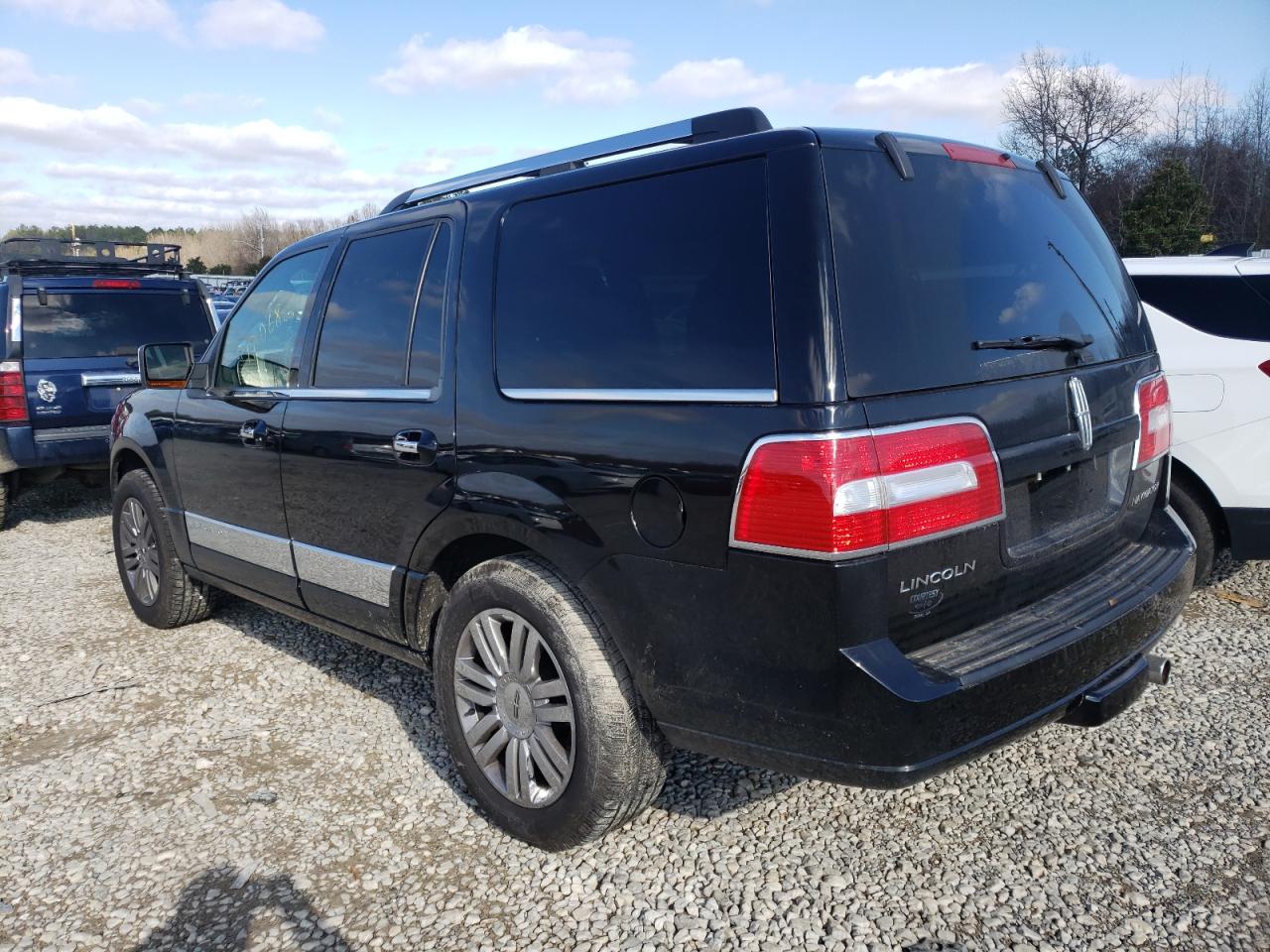 Photo 3 from auction – 2008 LINCOLN NAVIGATOR with VIN 5LMFU27528LJ15598