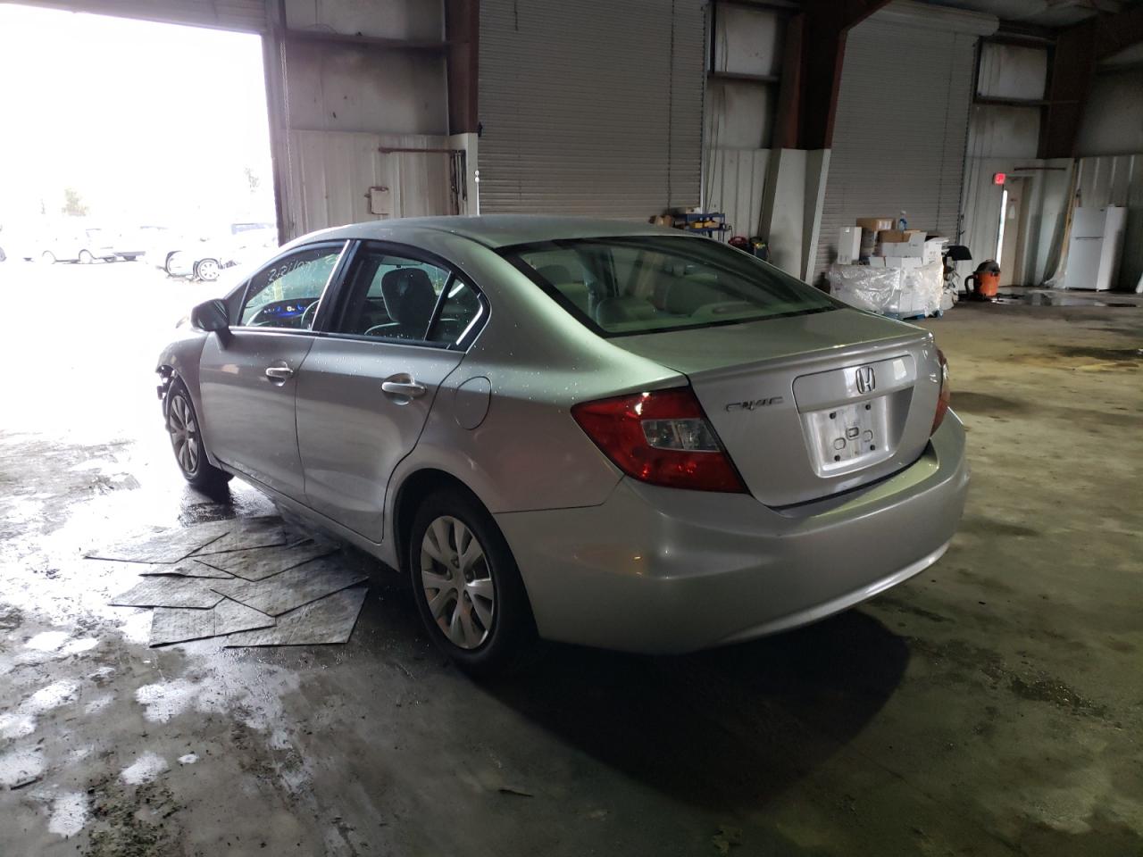 Photo 3 from auction – 2012 HONDA CIVIC LX with VIN 2HGFB2F52CH336334