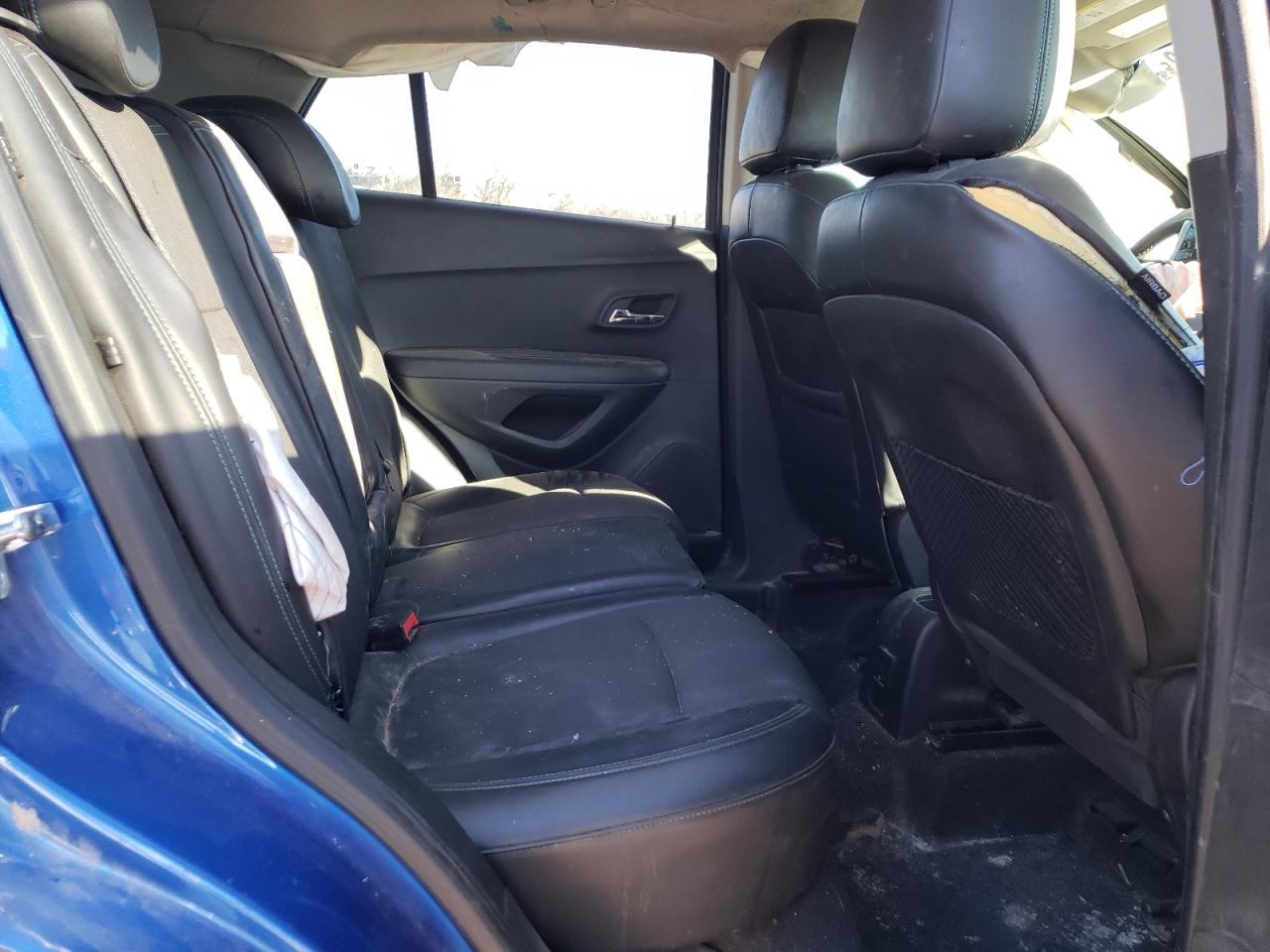 Photo 6 from auction – 2015 CHEVROLET TRAX 1LT with VIN KL7CJLSB3FB103577