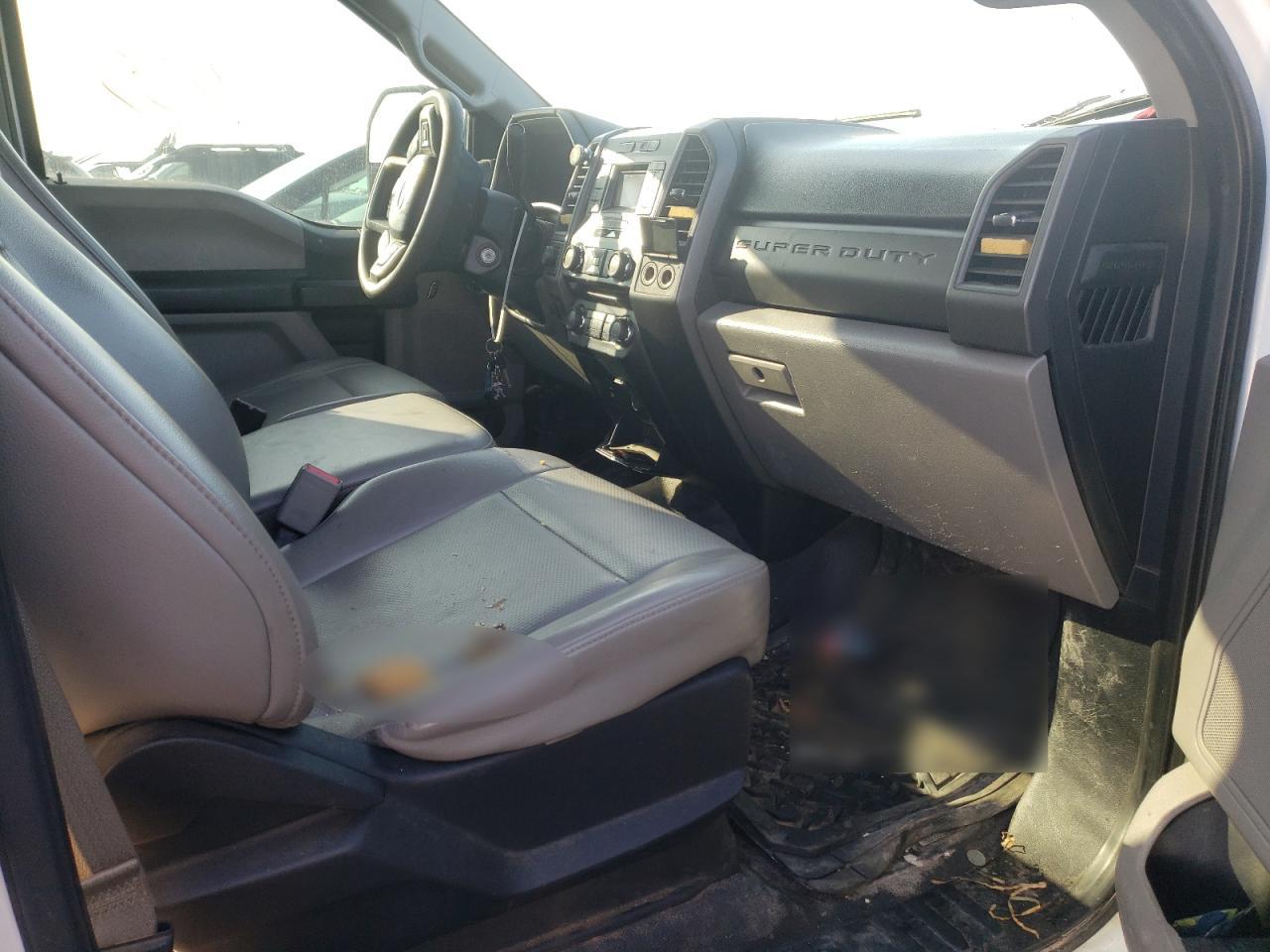 Photo 5 from auction – 2017 FORD F250 SUPER with VIN 1FT7W2B60HED45716