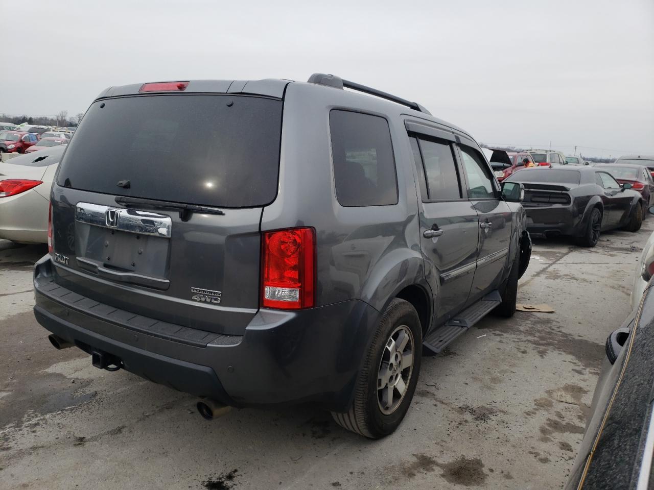 Photo 4 from auction – 2011 HONDA PILOT TOUR with VIN 5FNYF4H91BB086063