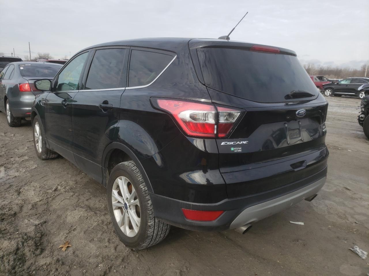 Photo 3 from auction – 2017 FORD ESCAPE SE with VIN 1FMCU0G97HUC03473