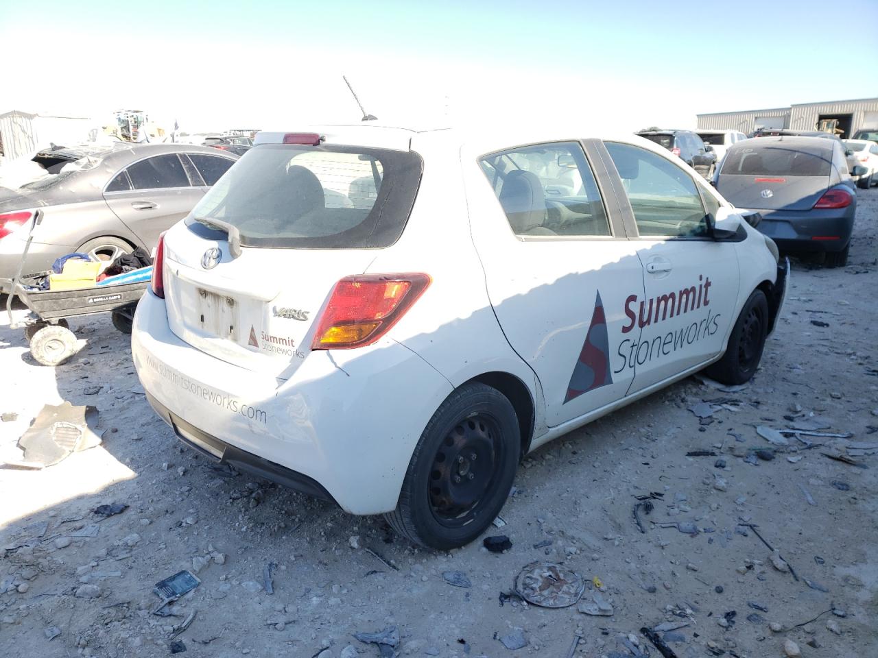 Photo 4 from auction – 2015 TOYOTA YARIS with VIN VNKKTUD3XFA016759