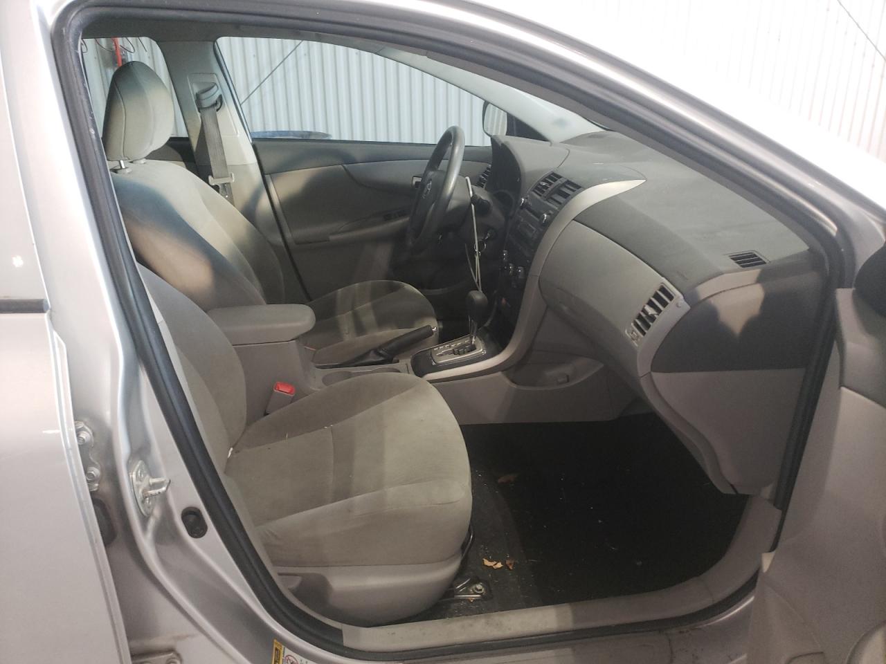 Photo 5 from auction – 2010 TOYOTA COROLLA BA with VIN 1NXBU4EE8AZ256515