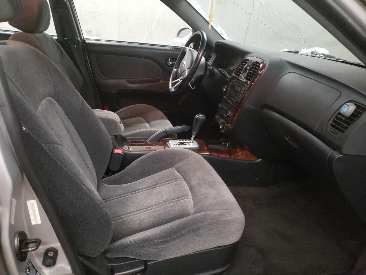 Photo 5 from auction – 2003 HYUNDAI SONATA GLS with VIN KMHWF35H33A892442