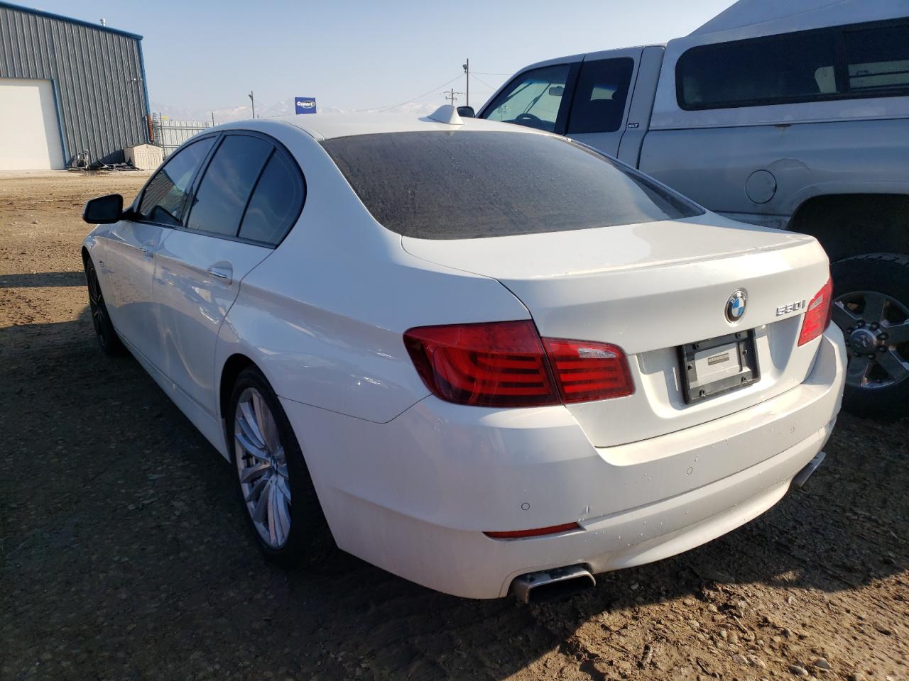 Photo 3 from auction – 2011 BMW 550 I with VIN WBAFR9C54BC270858