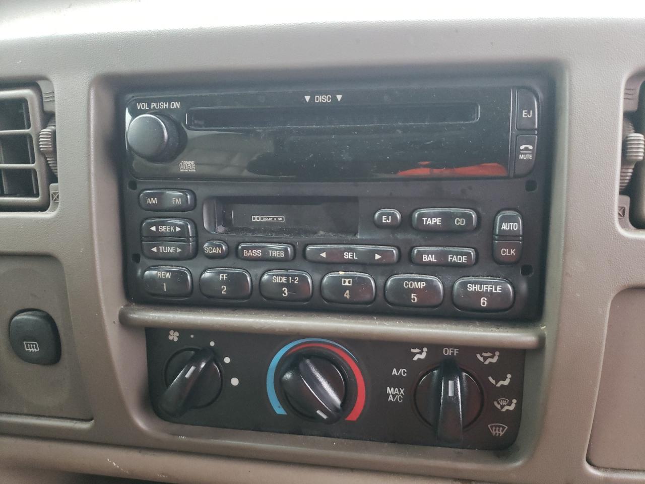 Photo 9 from auction – 2000 FORD EXCURSION with VIN 1FMNU41S3YEA18178