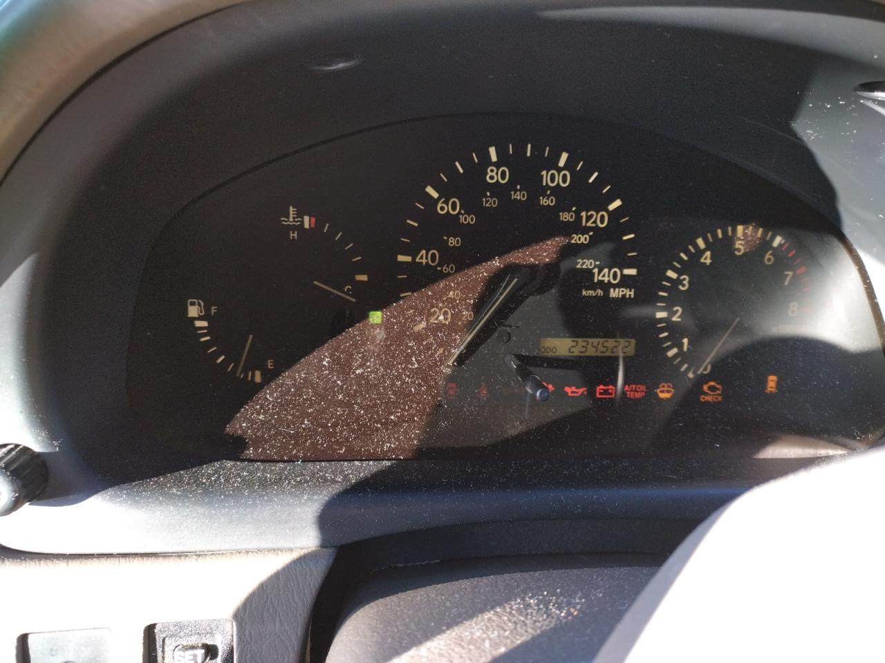 Photo 8 from auction – 2001 LEXUS RX 300 with VIN JTJGF10U710096097