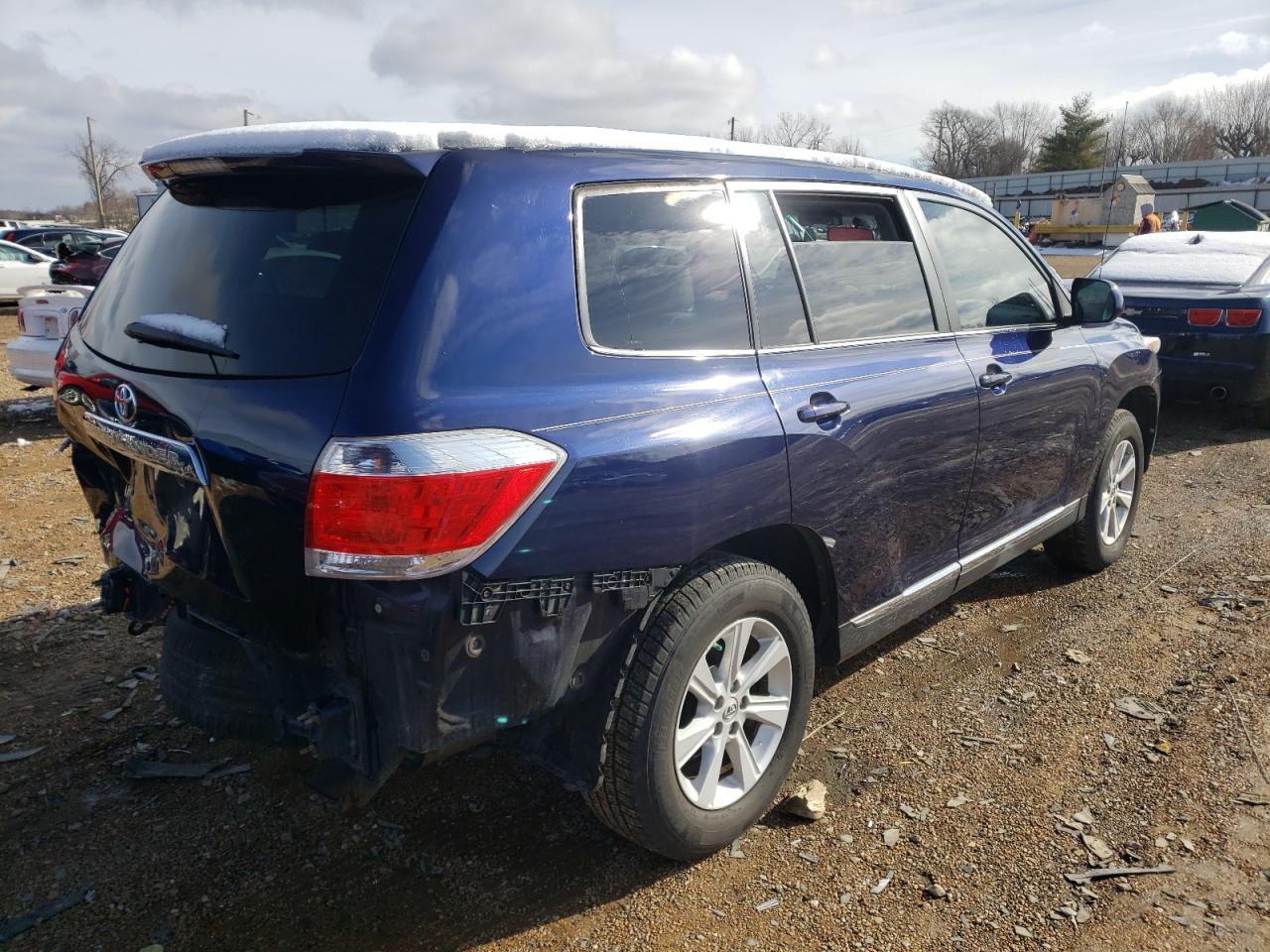 Photo 4 from auction – 2012 TOYOTA HIGHLANDER with VIN 5TDZA3EH5CS018418