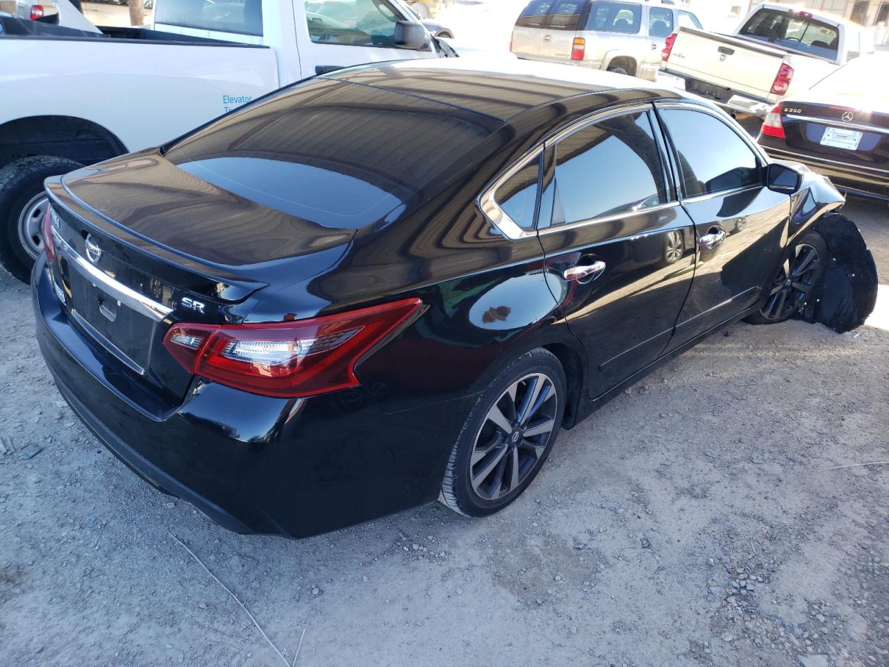 Photo 4 from auction – 2017 NISSAN ALTIMA 2.5 with VIN 1N4AL3AP2HN318988