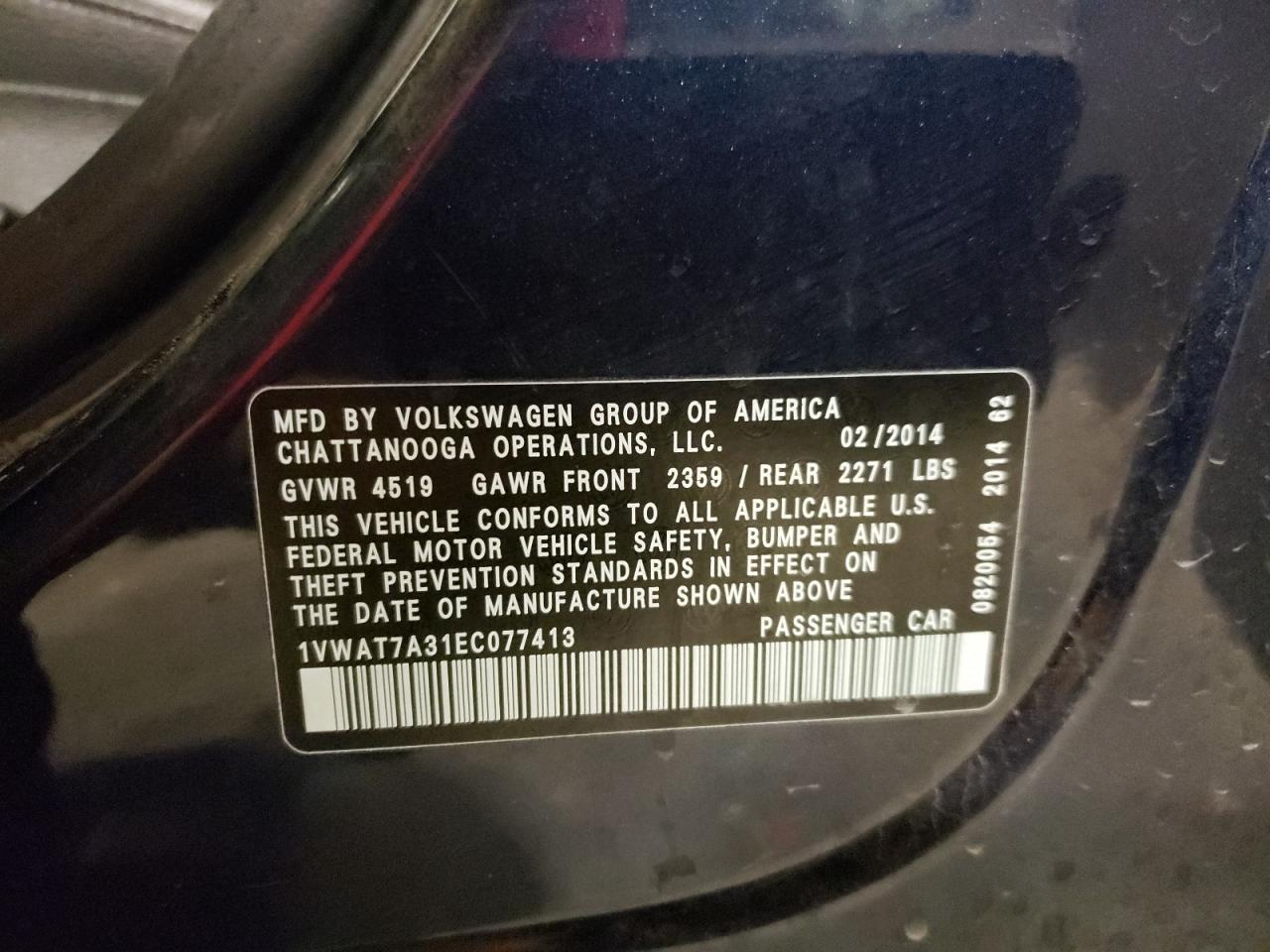 Photo 10 from auction – 2014 VOLKSWAGEN PASSAT S with VIN 1VWAT7A31EC077413