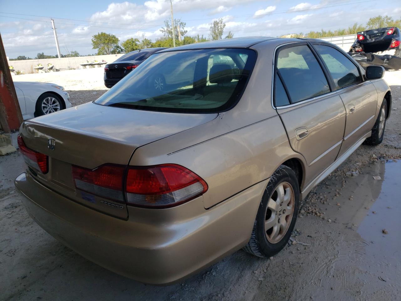 Photo 4 from auction – 2002 HONDA ACCORD EX with VIN 1HGCG56652A047007