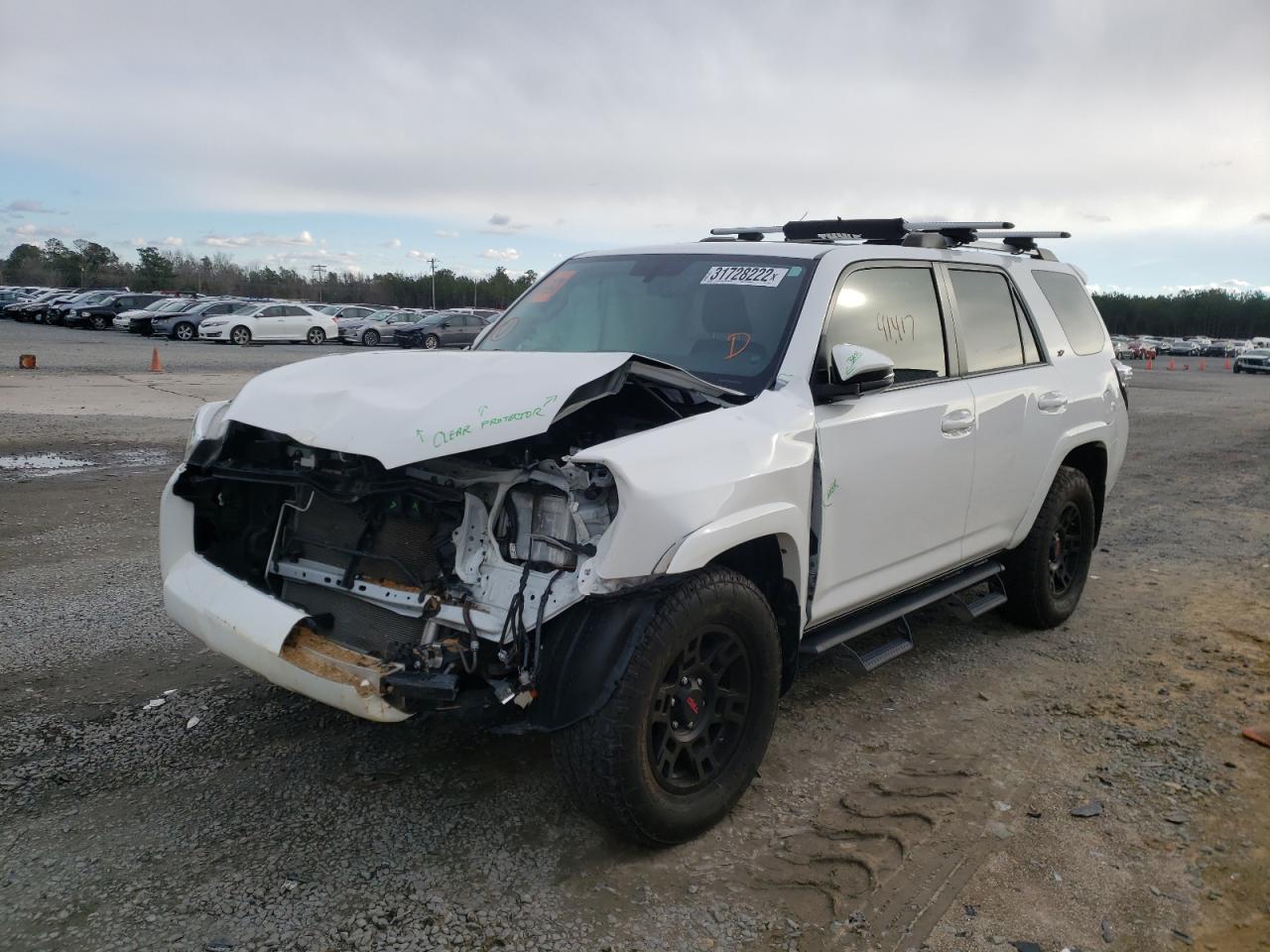 Photo 2 from auction – 2019 TOYOTA 4RUNNER SR with VIN JTEBU5JR5K5650015