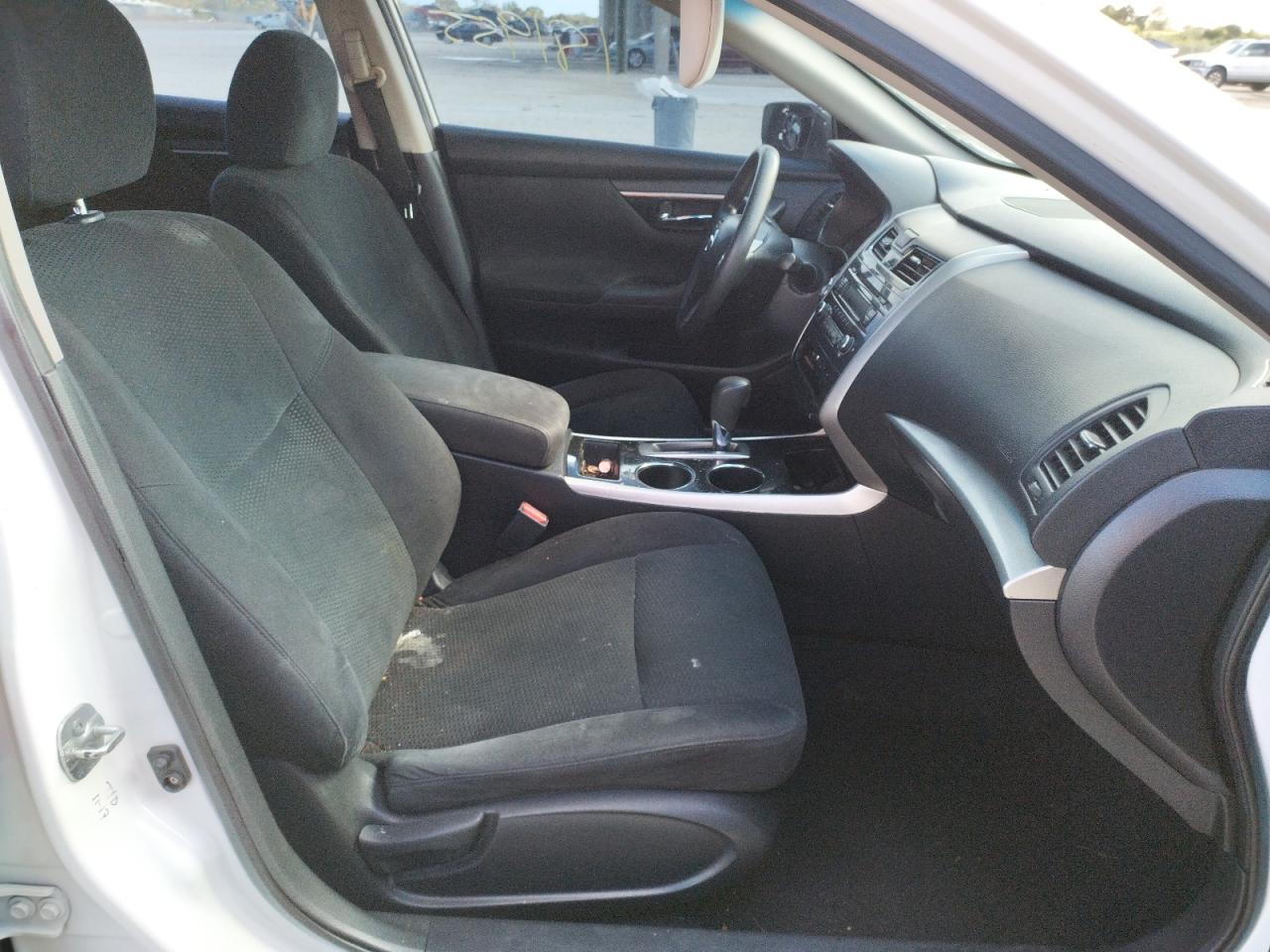 Photo 5 from auction – 2014 NISSAN ALTIMA 2.5 with VIN 1N4AL3AP4EN353611