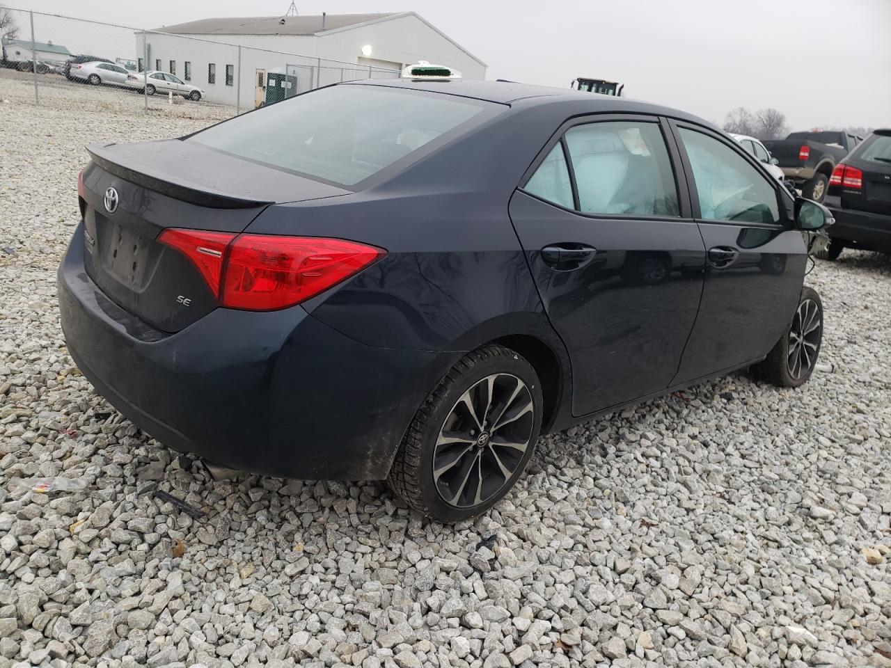 Photo 4 from auction – 2018 TOYOTA COROLLA L with VIN 2T1BURHE4JC075390