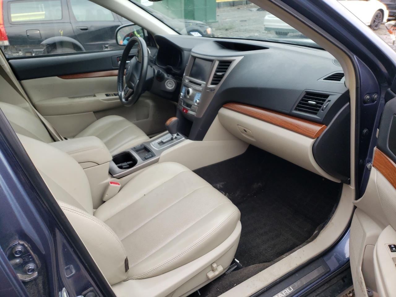 Photo 5 from auction – 2013 SUBARU OUTBACK with VIN 4S4BRBPC7D3276119