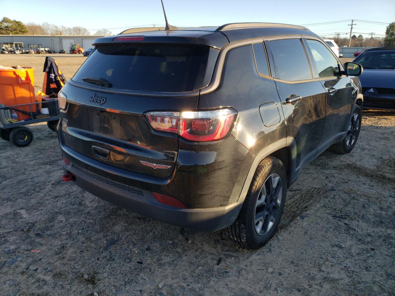 Photo 4 from auction – 2018 JEEP COMPASS TR with VIN 3C4NJDDB8JT135821