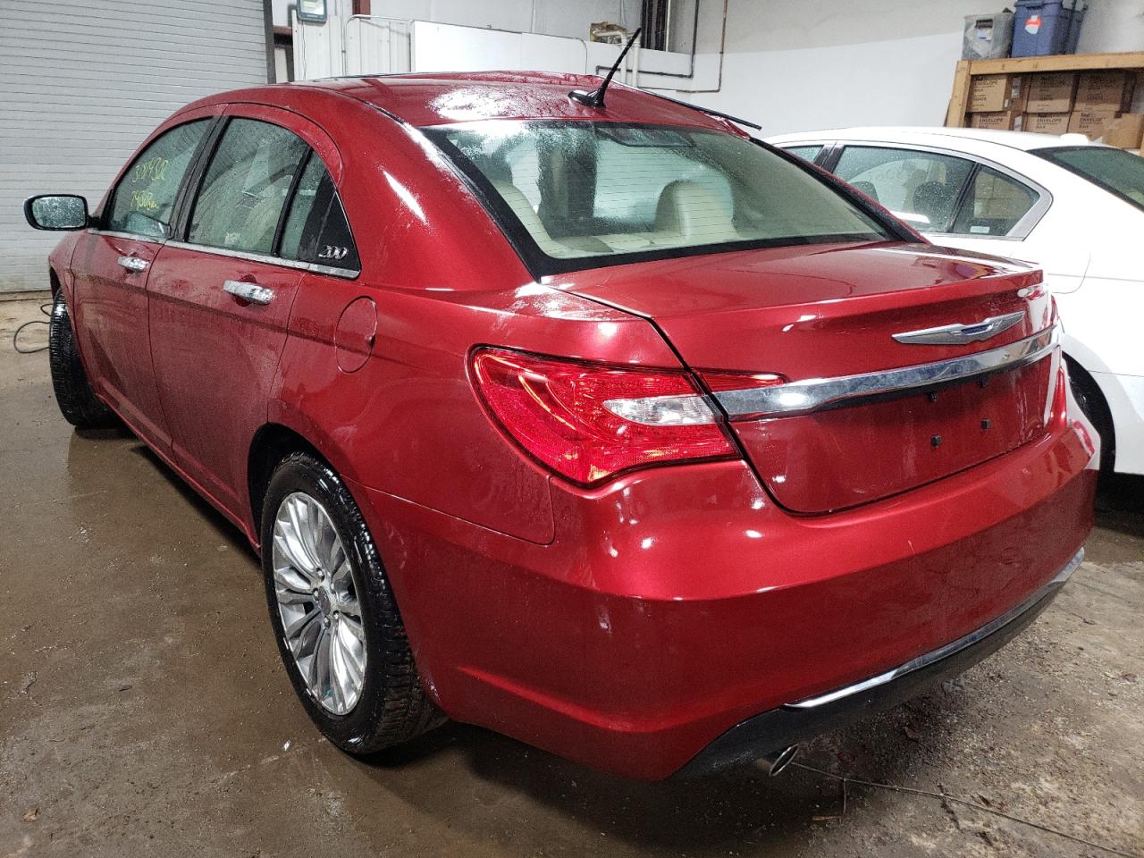 Photo 3 from auction – 2013 CHRYSLER 200 LIMITE with VIN 1C3CCBCG0DN522519