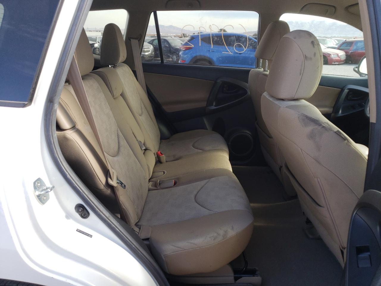 Photo 6 from auction – 2012 TOYOTA RAV4 with VIN 2T3ZF4DV2CW130607