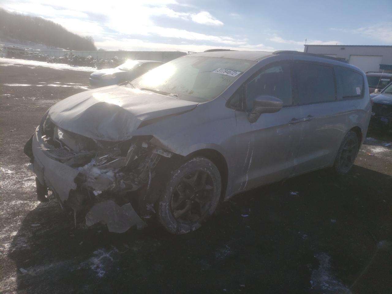 Photo 2 from auction – 2020 CHRYSLER PACIFICA T with VIN 2C4RC1BG5LR133846