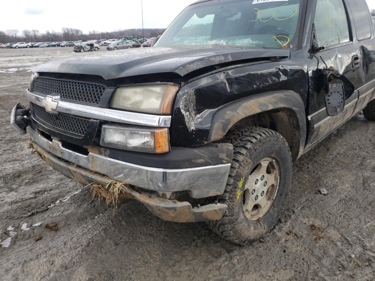 Photo 9 from auction – 2004 CHEVROLET SILVERADO with VIN 2GCEK19T141300207