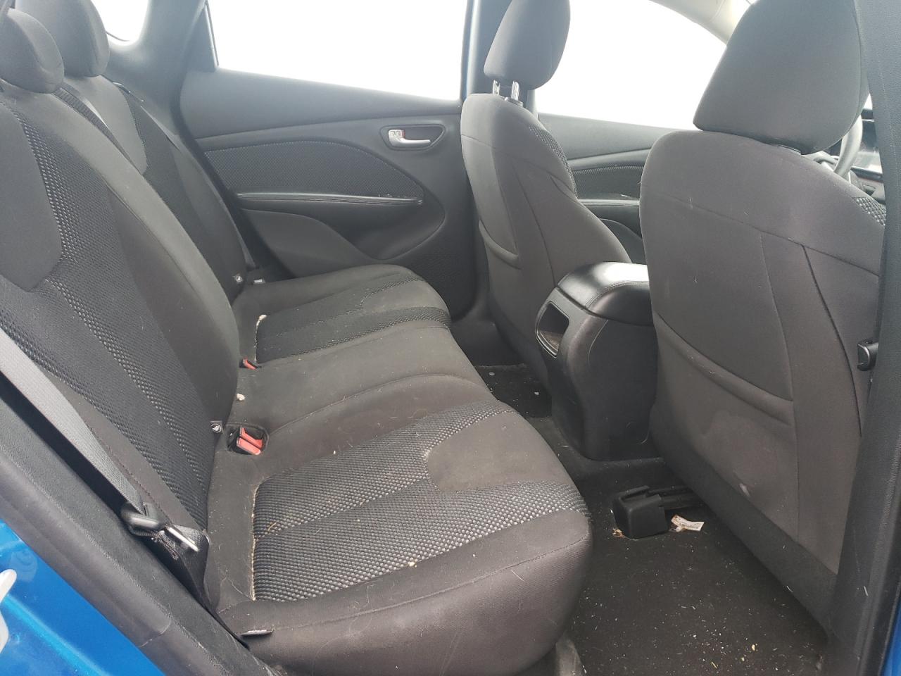 Photo 6 from auction – 2015 DODGE DART SE with VIN 1C3CDFAA3FD415752