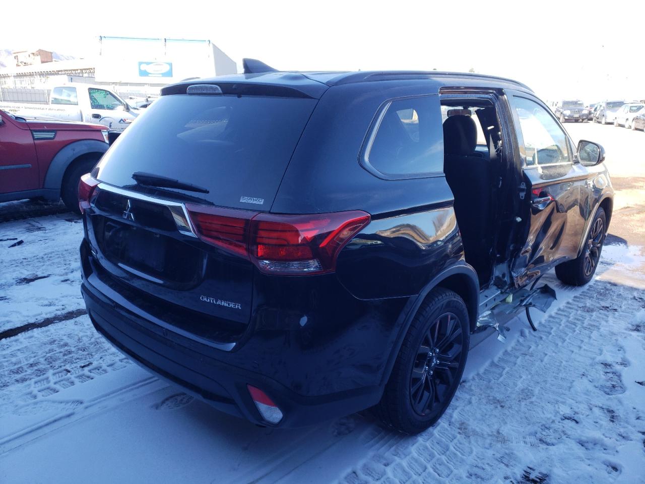 Photo 4 from auction – 2018 MITSUBISHI OUTLANDER with VIN JA4AZ3A36JZ054351