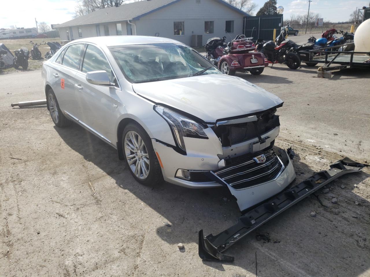 CADILLAC XTS LUXURY 2019 with VIN 2G61M5S32K9155383 - Photo from auction