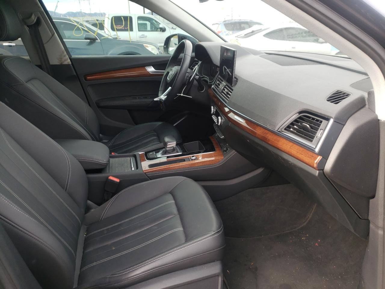 Photo 5 from auction – 2021 AUDI Q5 PREMIUM with VIN WA1BAAFY2M2009554