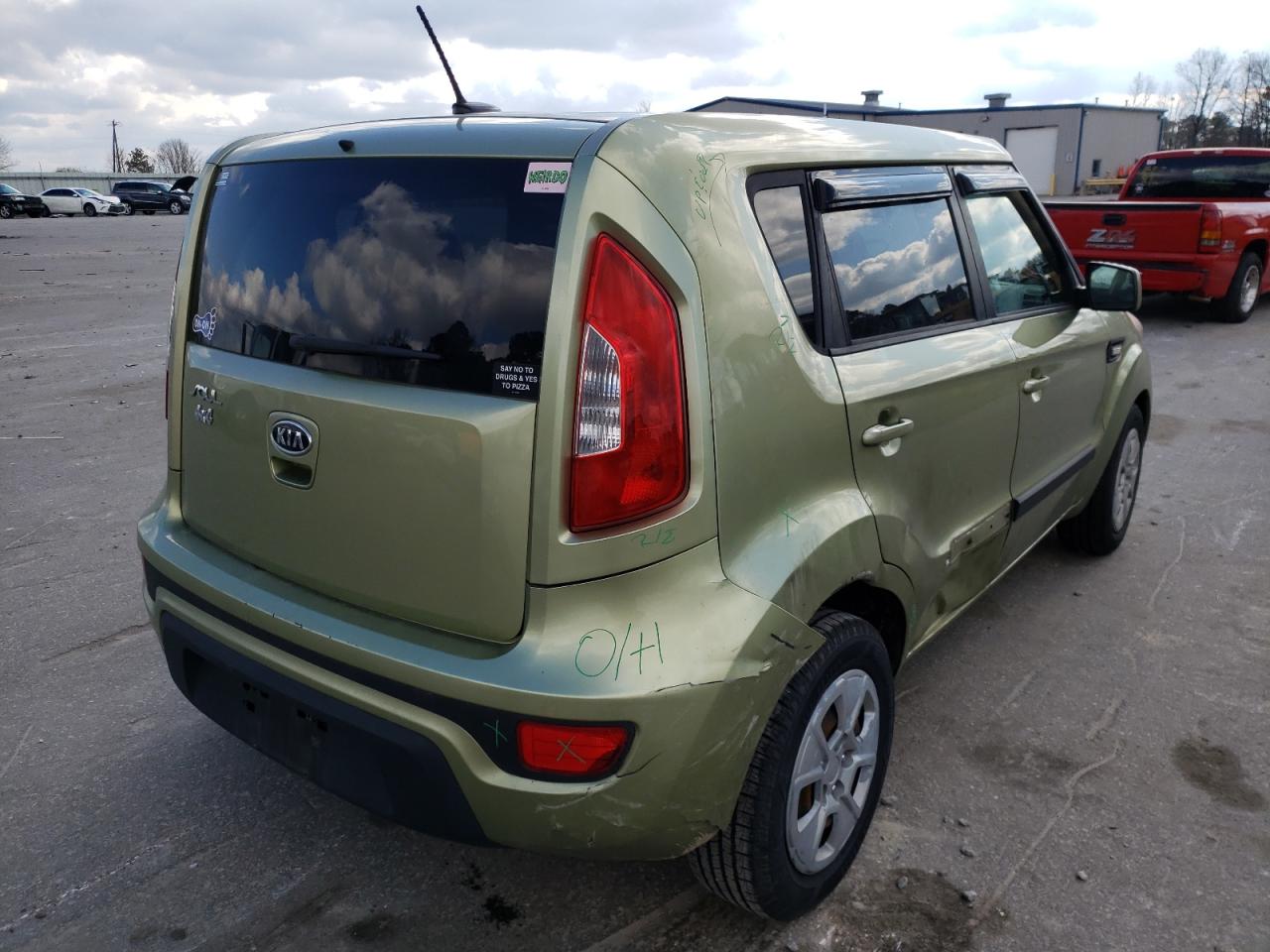 Photo 4 from auction – 2012 KIA SOUL with VIN KNDJT2A53C7468494