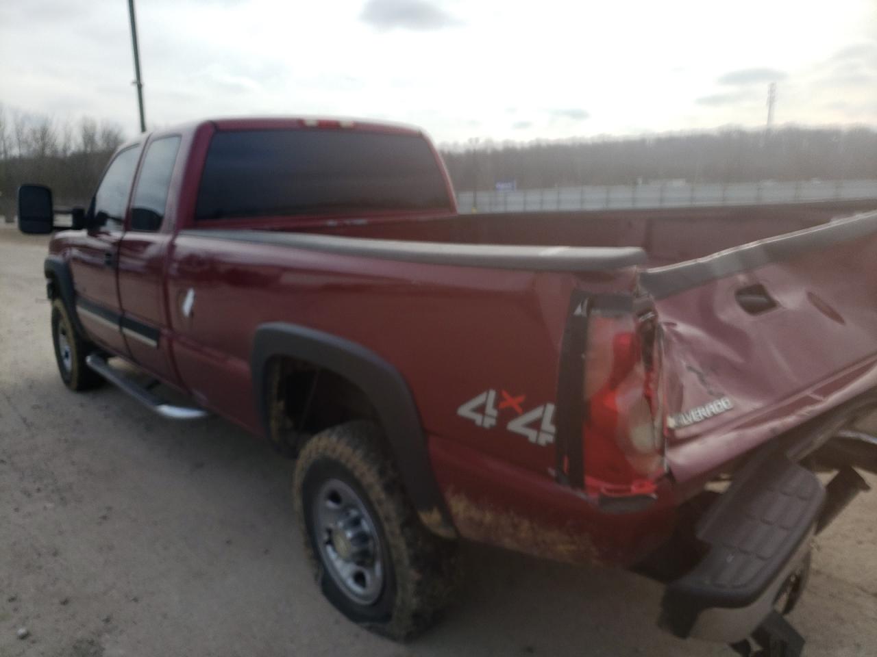 Photo 3 from auction – 2006 CHEVROLET SILVERADO with VIN 1GCHK29D56E272277
