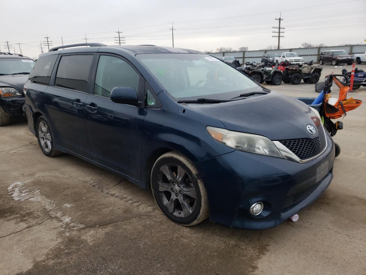 TOYOTA SIENNA SPO 2011 with VIN 5TDXK3DC0BS030310 - Photo from auction