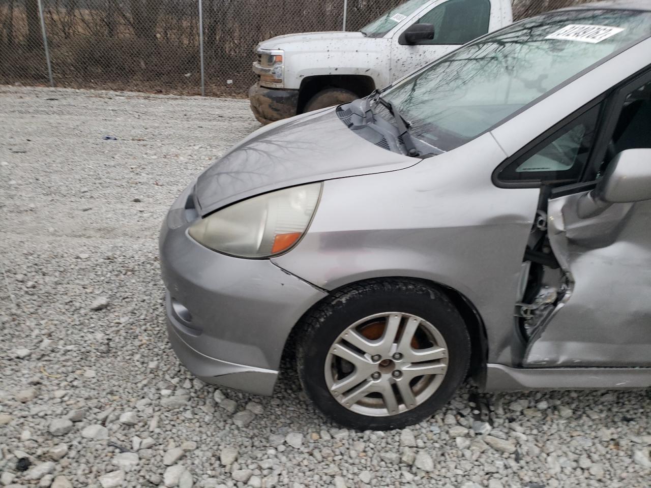 Photo 10 from auction – 2007 HONDA FIT S with VIN JHMGD38697S048705