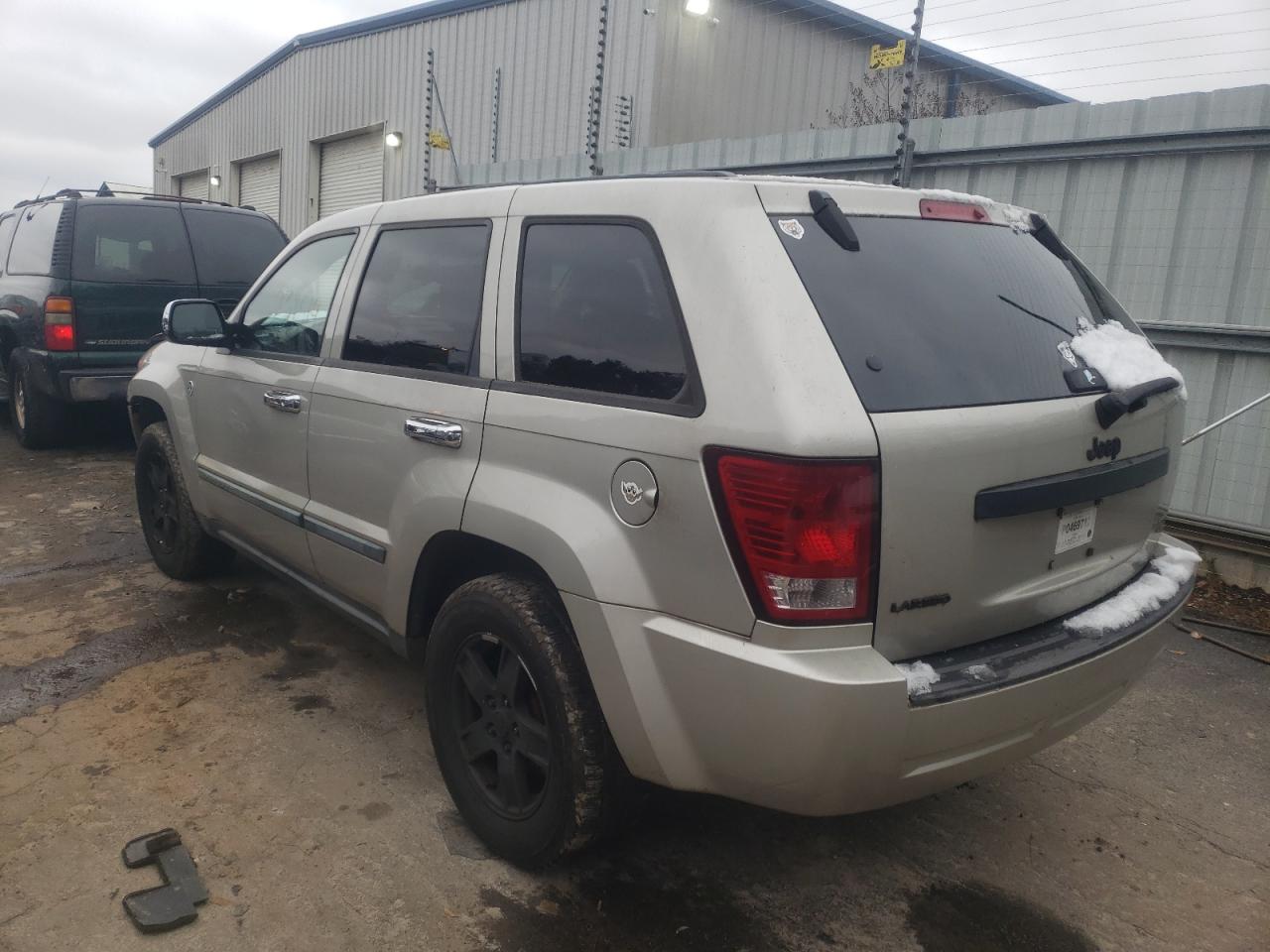 Photo 3 from auction – 2007 JEEP GRAND CHER with VIN 1J8HR48P77C693944