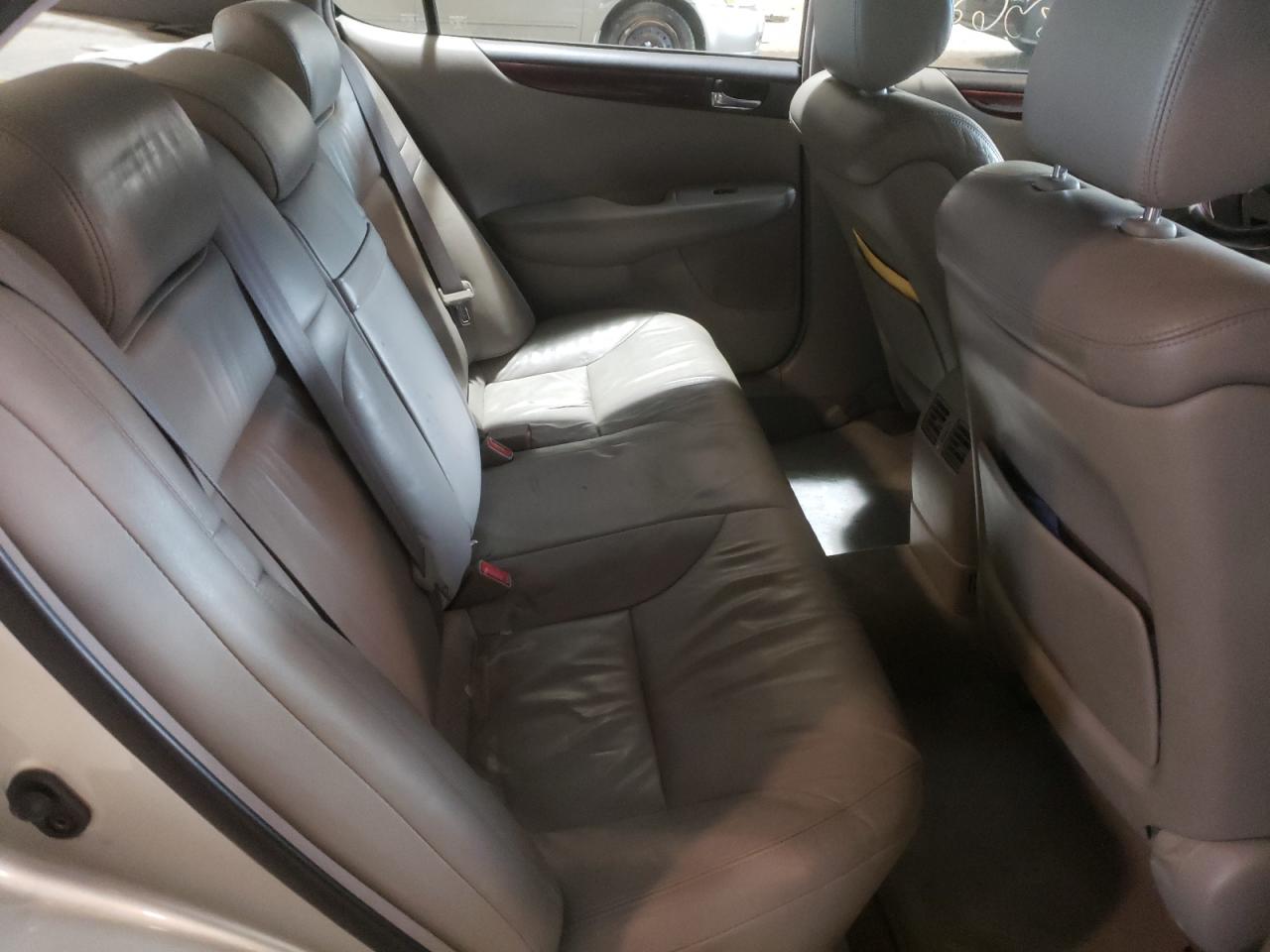 Photo 6 from auction – 2002 LEXUS ES 300 with VIN JTHBF30G025023983