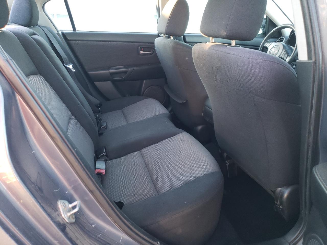 Photo 6 from auction – 2007 MAZDA 3 I with VIN JM1BK12F571739671
