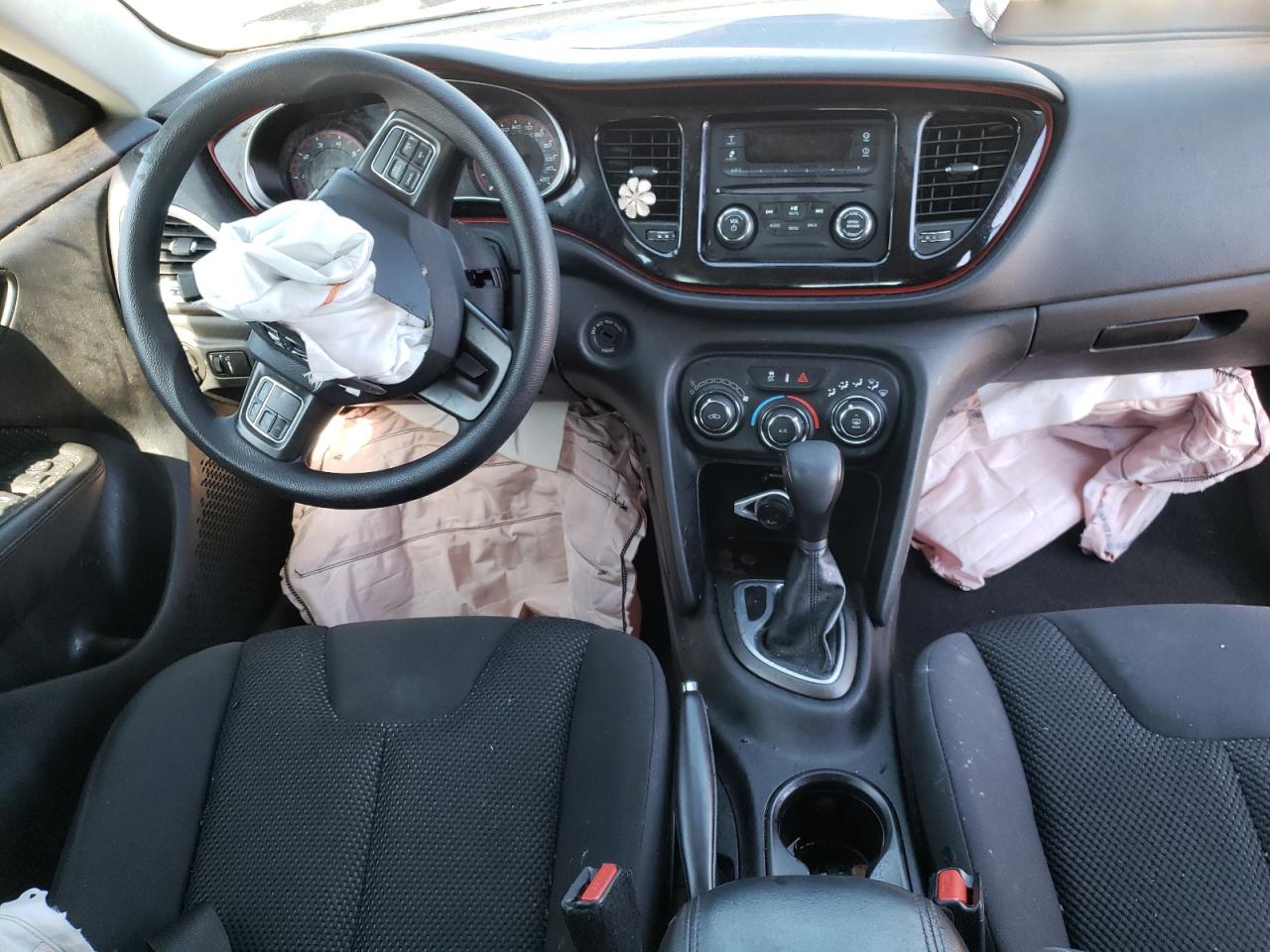 Photo 9 from auction – 2015 DODGE DART SE with VIN 1C3CDFAA4FD433242