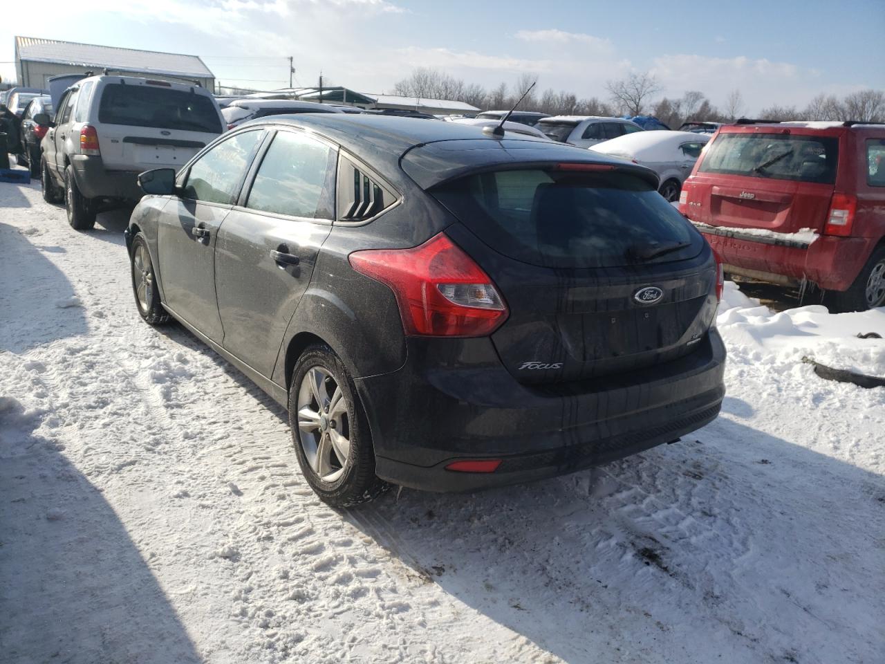 Photo 3 from auction – 2014 FORD FOCUS SE with VIN 1FADP3K23EL121615