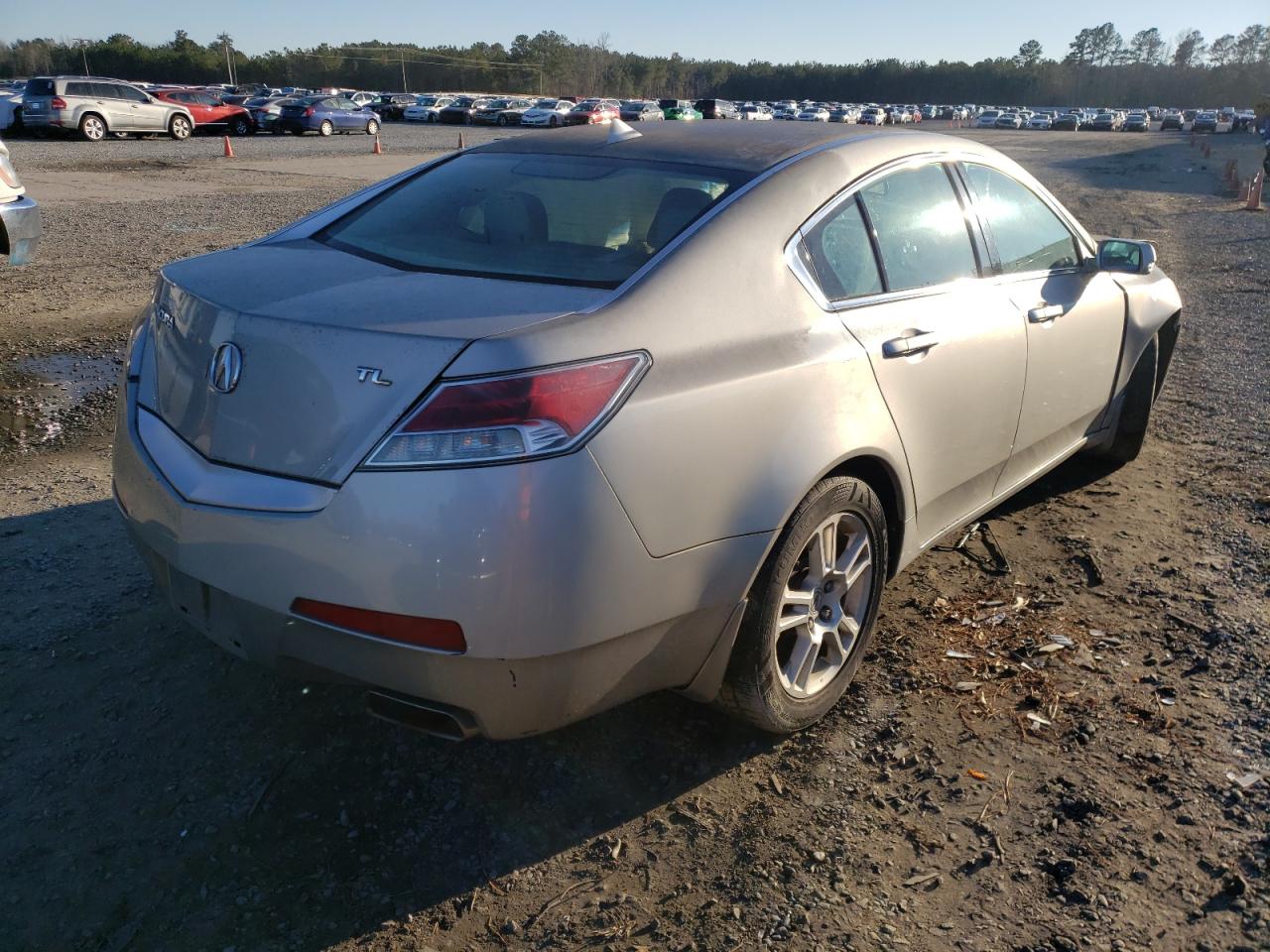 Photo 4 from auction – 2010 ACURA TL with VIN 19UUA8F29AA004678