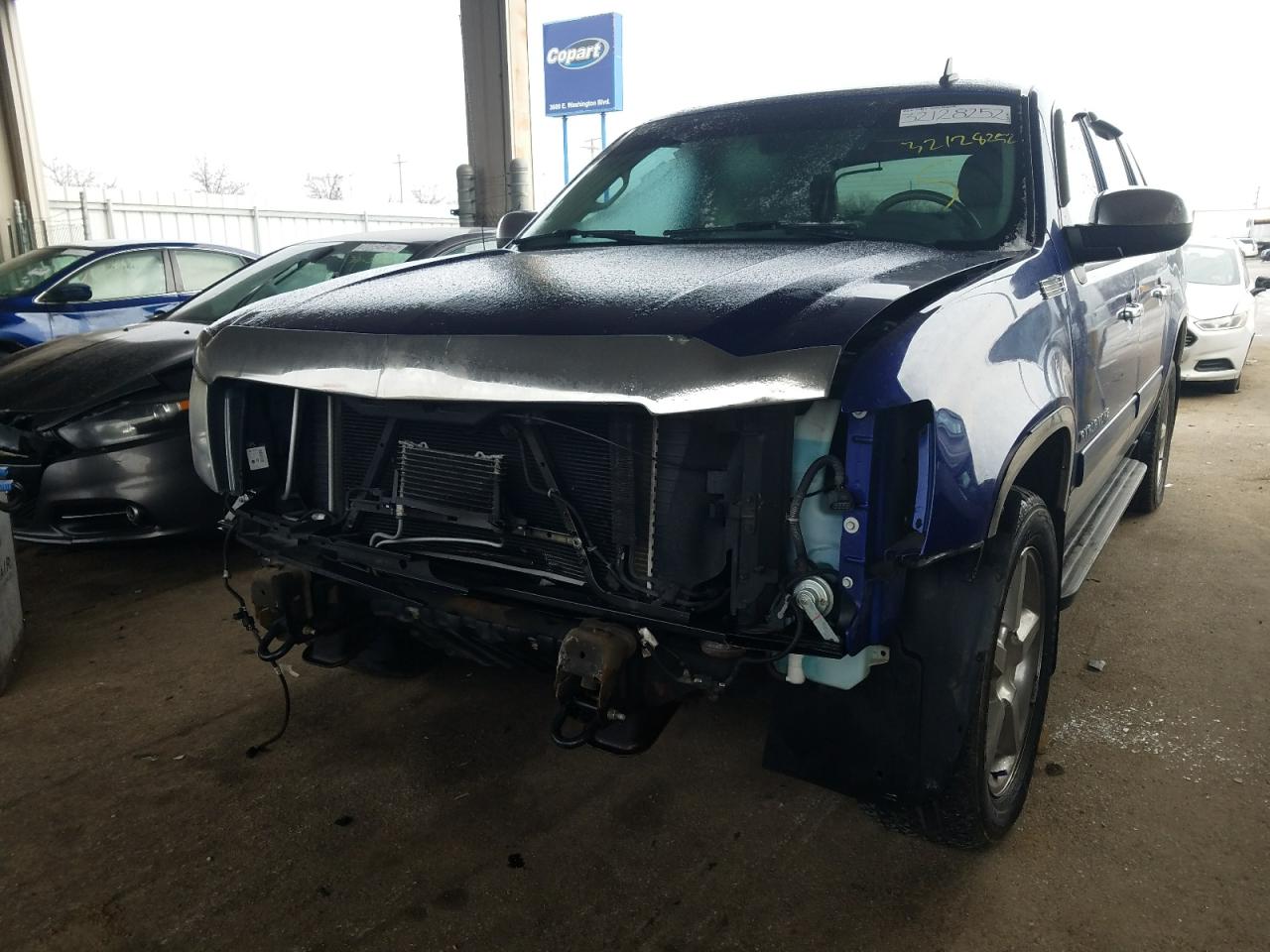 Photo 9 from auction – 2010 CHEVROLET AVALANCHE with VIN 3GNVKFE05AG228091