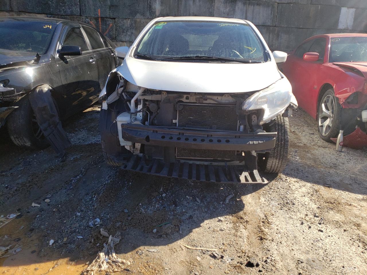 Photo 9 from auction – 2015 NISSAN VERSA NOTE with VIN 3N1CE2CP2FL365751