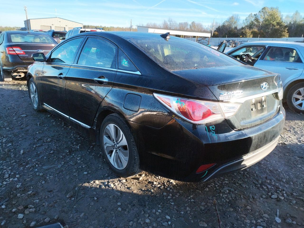 Photo 3 from auction – 2015 HYUNDAI SONATA HYB with VIN KMHEC4A41FA136268