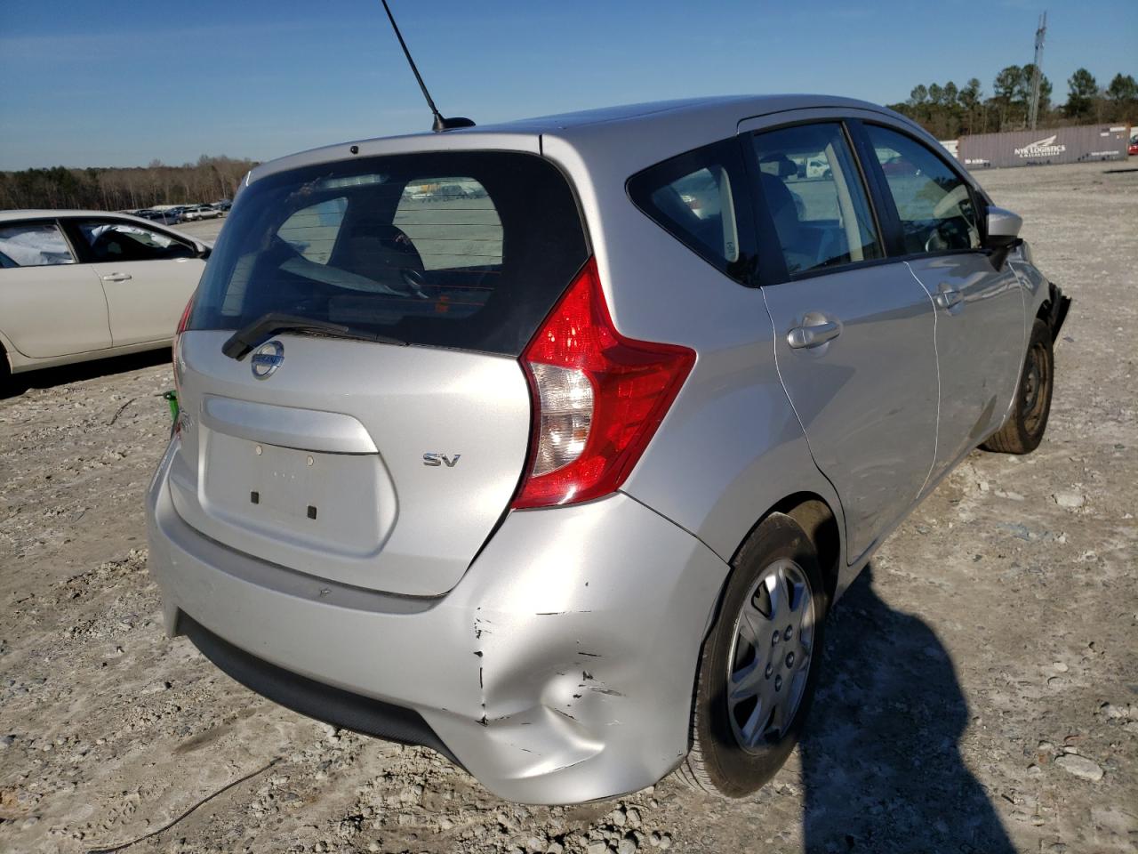 Photo 4 from auction – 2017 NISSAN VERSA NOTE with VIN 3N1CE2CP0HL375875