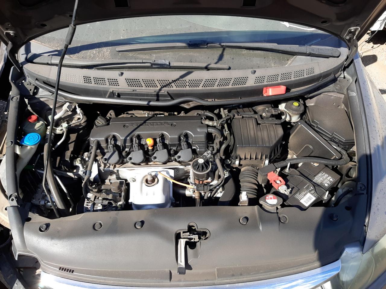 Photo 7 from auction – 2010 HONDA CIVIC LX with VIN 19XFA1F50AE050101