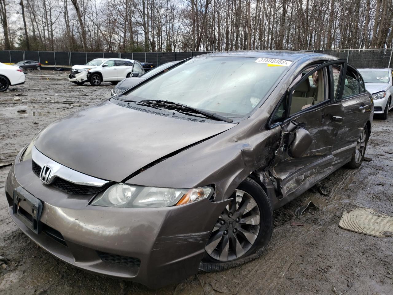 Foto 2 de la subasta – 2010 HONDA CIVIC EX con VIN 19XFA1F81AE024052